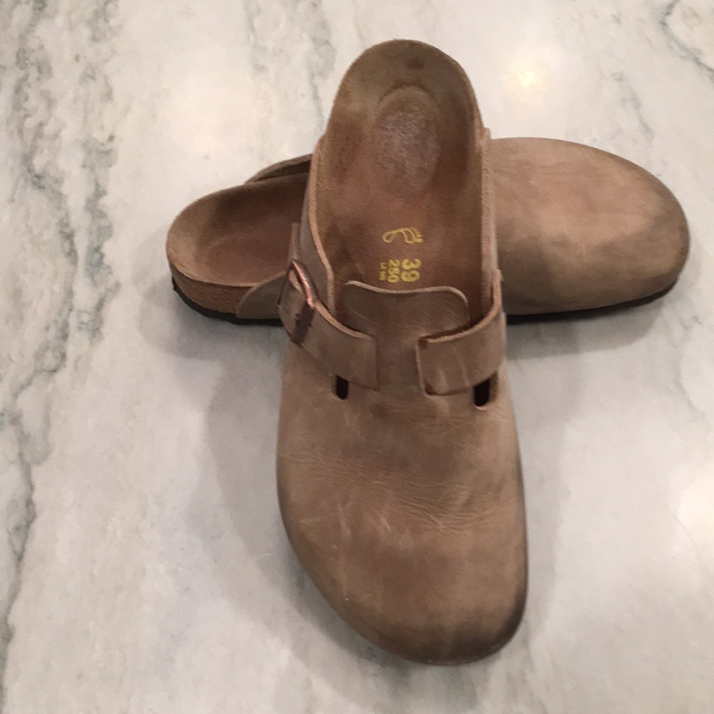 Oil Rubbed Birkenstock Clogs